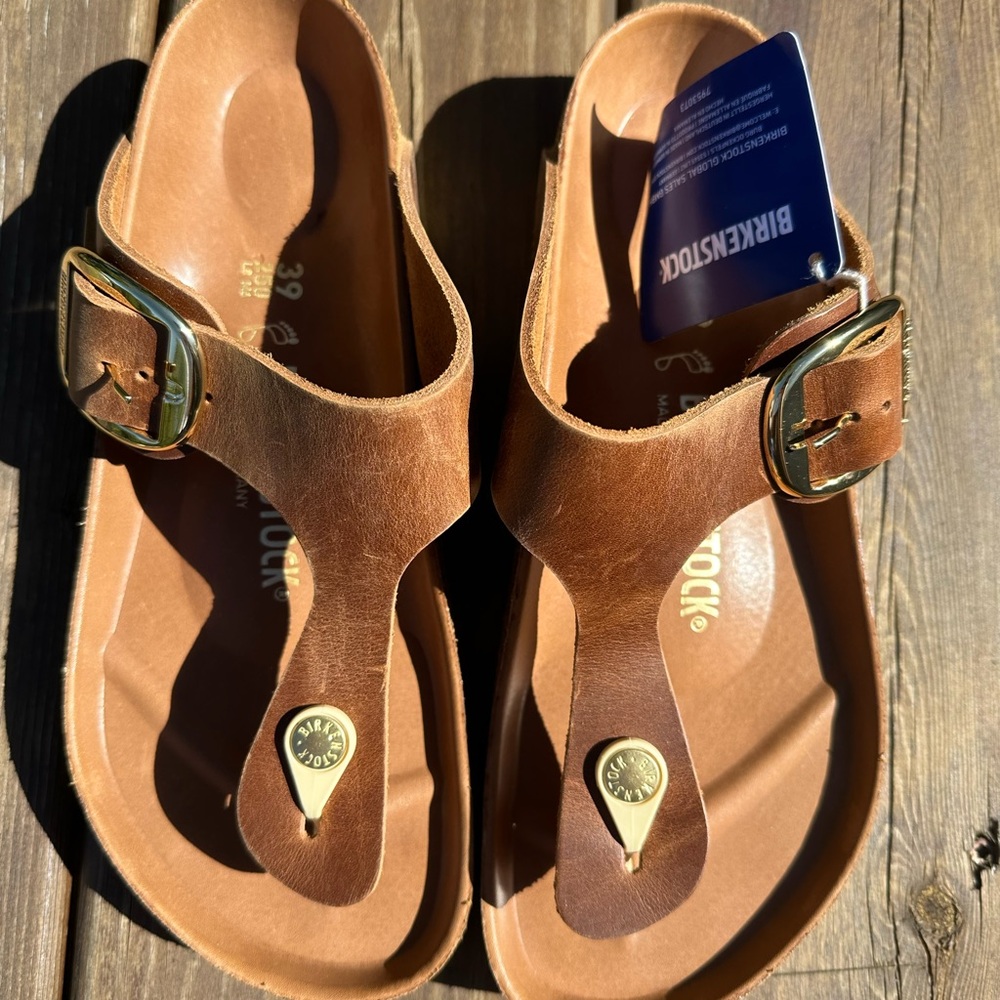 NWT NIB Birkenstock Gizeh Big Buckle in Cognac